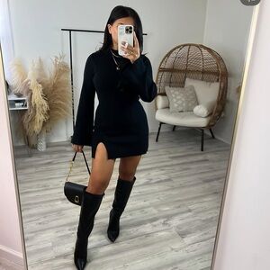 Elegant Black Long Sleeve Dress